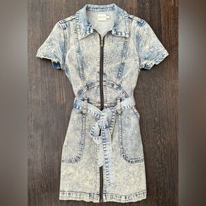 Alice + Olivia Blue Denim Mini - Worn